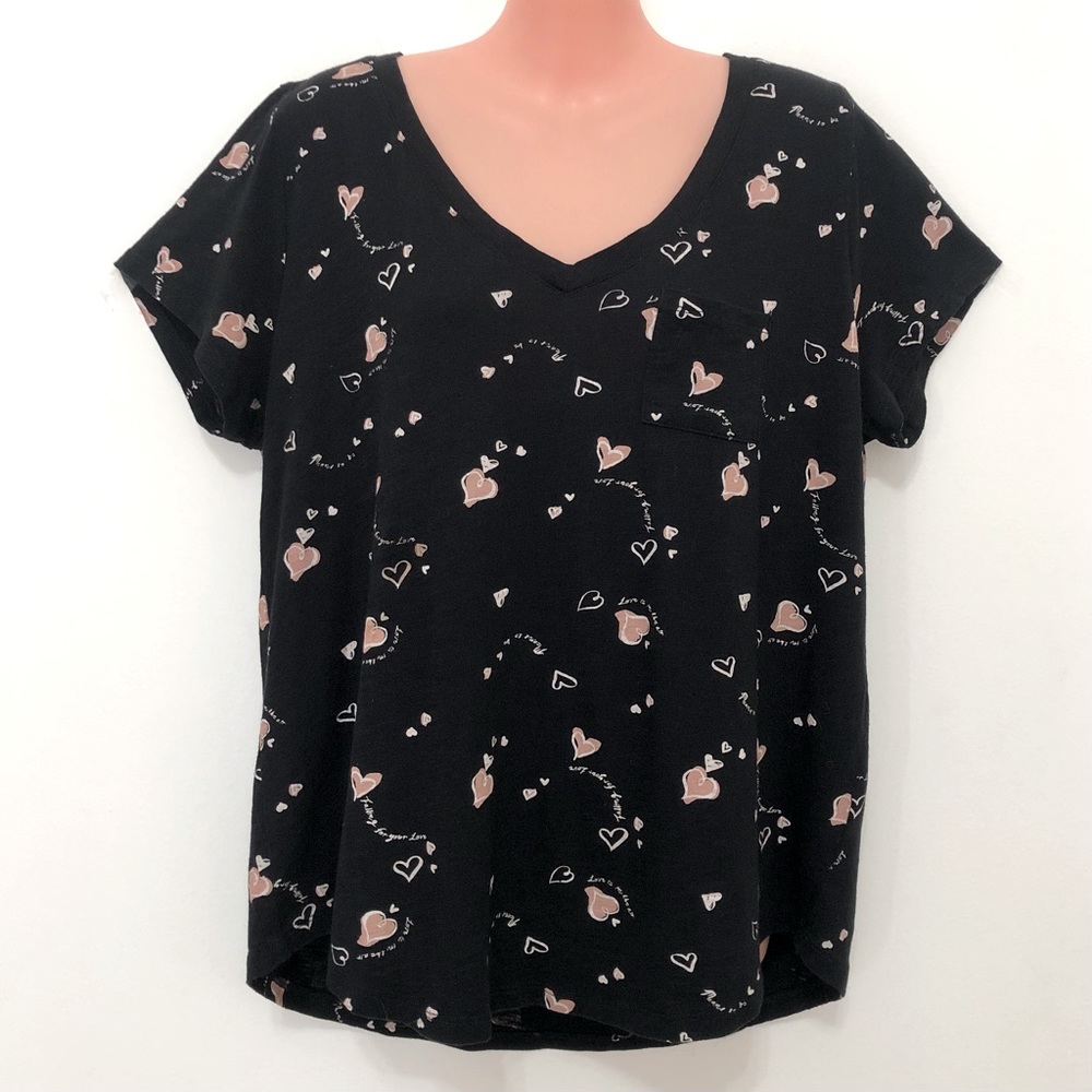 Torrid Black T-Shirt w/Pink Hearts & Sayings